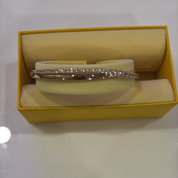 SWAROVSKI Hyperbola bracelet white with rose gold tone - Picture 3 of 4